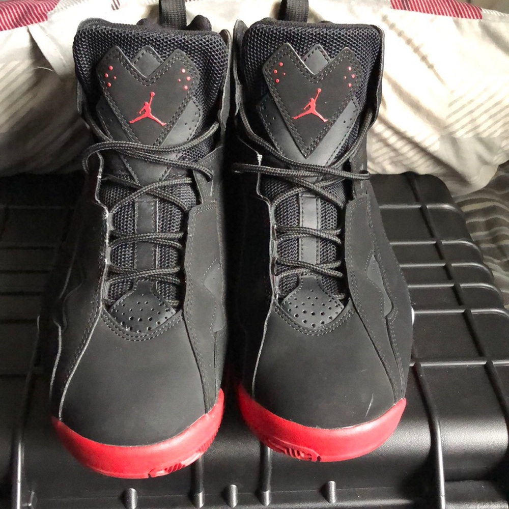 Jordan True Flight 9.5
